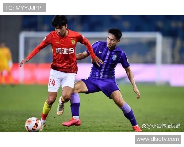 武汉篮球队在世界锦标赛积分榜上以56分稳居第一名展现强劲实力